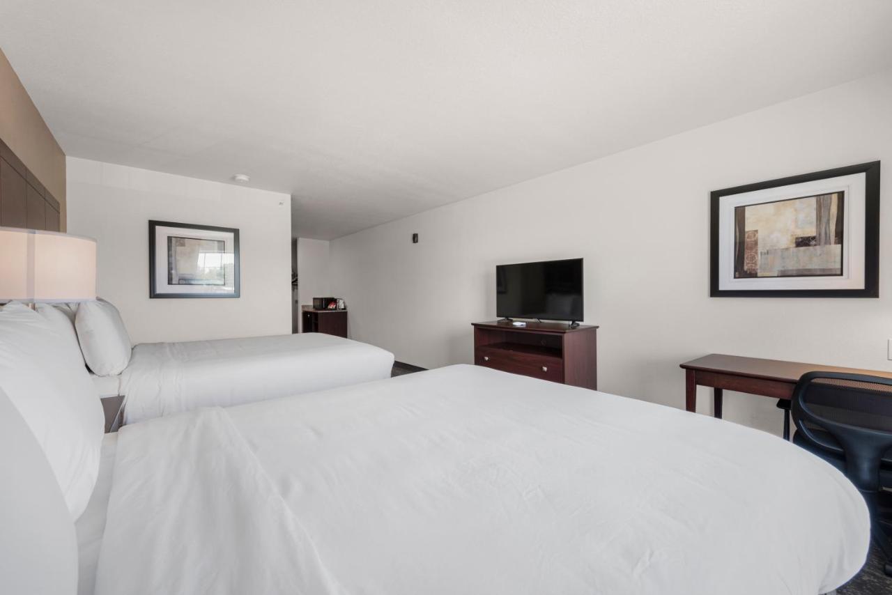 Cobblestone Hotel & Suites - Urbana Екстер'єр фото